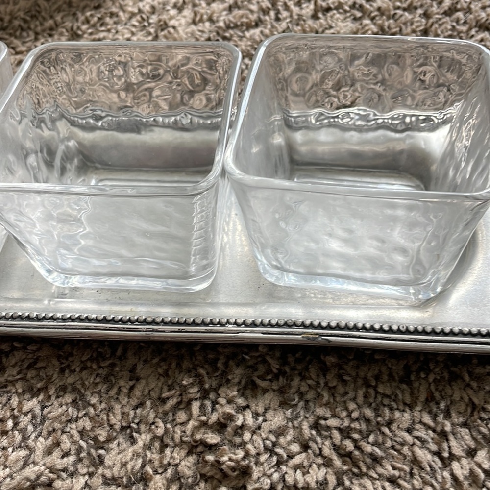 Southern Living Condiment Server 3 glass bowls and one pewter tray - Picture 3 of 4
